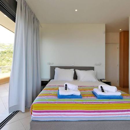 Wonderful Eco Friendly Villa Augustine Ampelo Kültér fotó